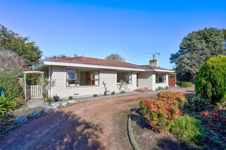 Photo of property in 5 Weraroa Road, Waverley, 4510