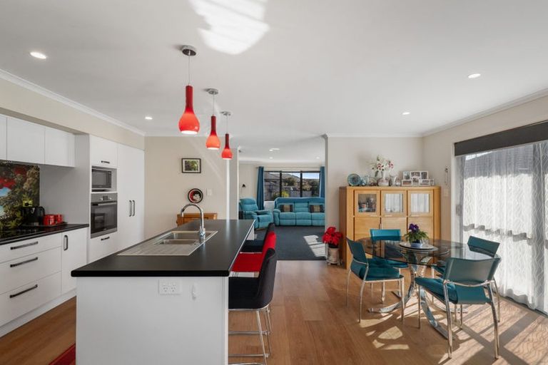 Photo of property in 6 Maniaroa Drive, Katikati, 3129