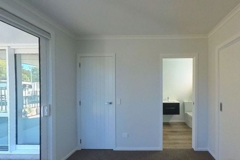 Photo of property in 2 Hauhake Lane, Omokoroa, 3114