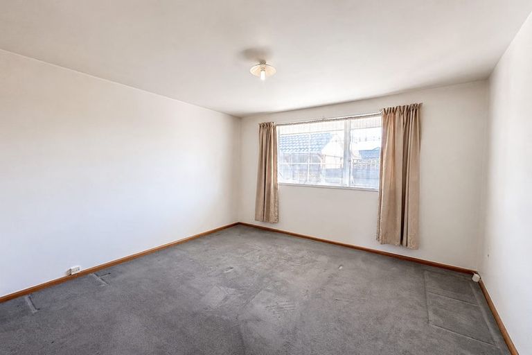 Photo of property in 2/25 Edgeware Road, St Albans, Christchurch, 8014