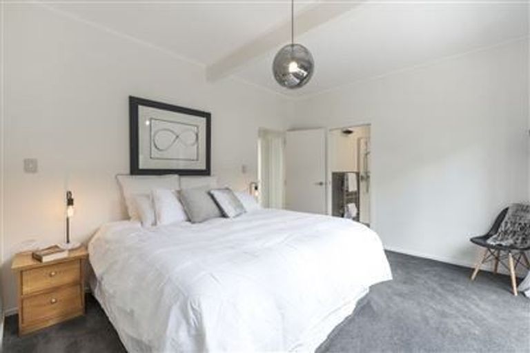 Photo of property in 79 Hastings Road, Mairangi Bay, Auckland, 0630