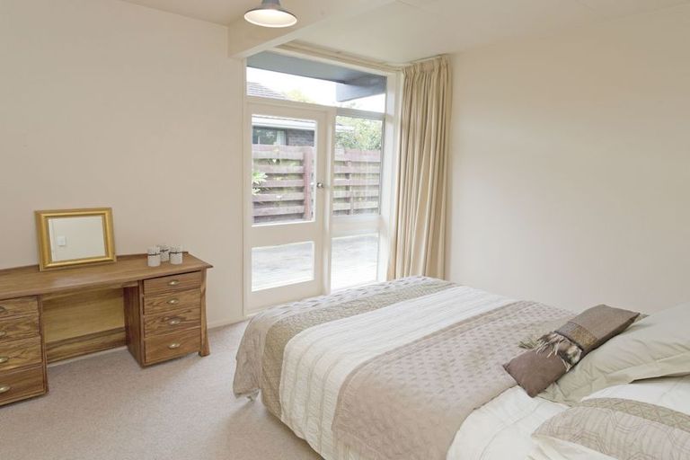 Photo of property in 6 Rochester Street, Awapuni, Palmerston North, 4412