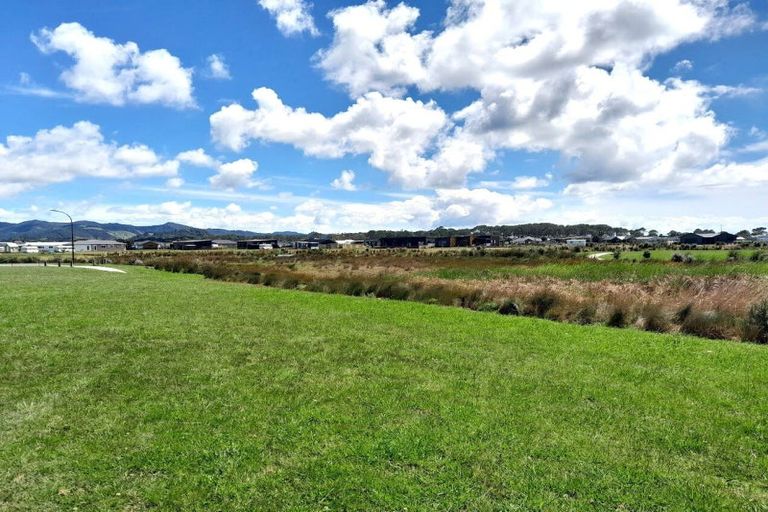 Photo of property in 42 Taniwha Place, Matarangi, 3592