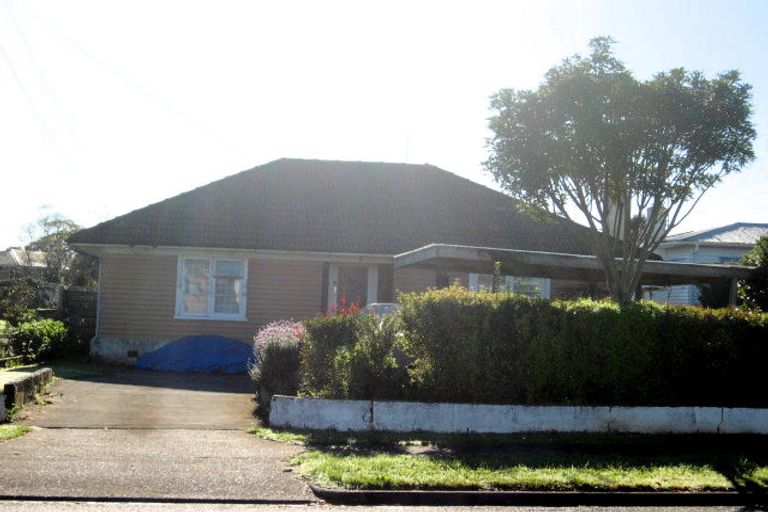 Photo of property in 18 Gloucester Road, Manurewa, Auckland, 2102