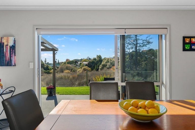 Photo of property in 162 Oteki Park Drive, Welcome Bay, Tauranga, 3112