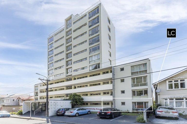 Photo of property in 31/125 Grant Road, Thorndon, Wellington, 6011