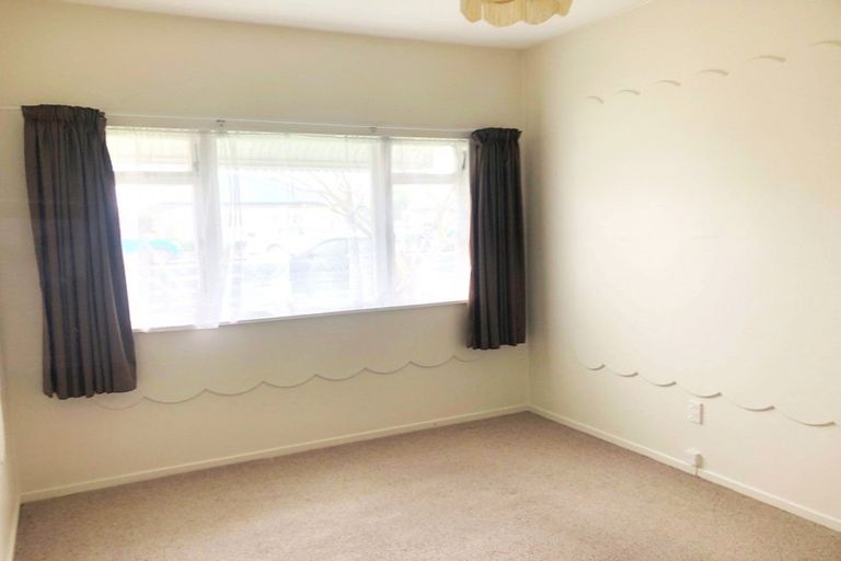 Photo of property in 108 Winchester Street, Levin, 5510