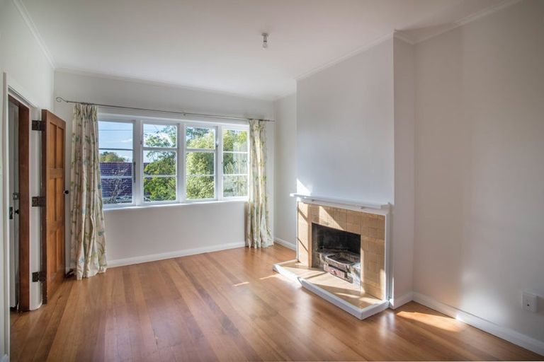 Photo of property in 9a Kerr Street, Devonport, Auckland, 0624