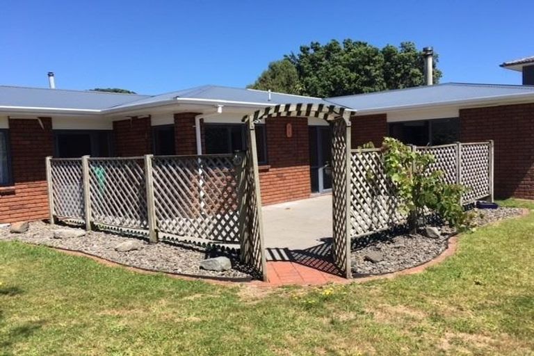 Photo of property in 20 Culzean Grove, Bell Block, New Plymouth, 4312
