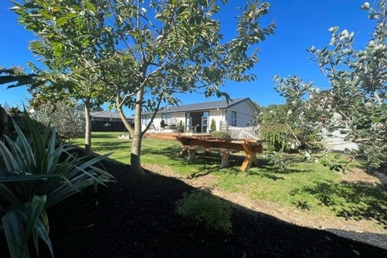 Photo of property in 28 Railway Terrace East, Glentunnel, Sheffield, 7673