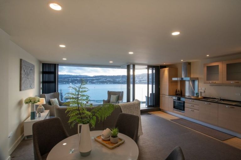 Photo of property in Shelley Bay Terraces, 5/61 Maupuia Road, Maupuia, Wellington, 6022