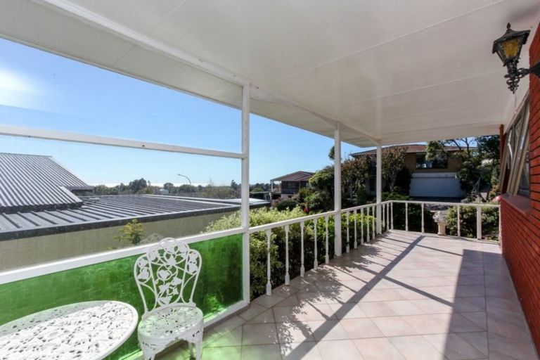 Photo of property in 1/16 Kellyville Heights, Merrilands, New Plymouth, 4312