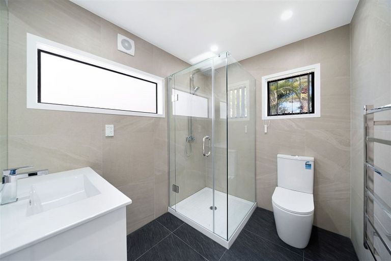 Photo of property in 65 Hetherington Road, Ranui, Auckland, 0612