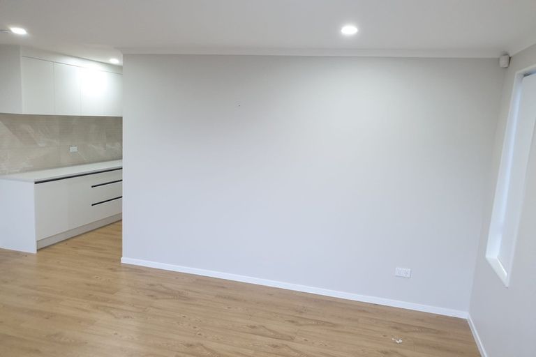 Photo of property in 32 Cooladawson Drive, Flat Bush, Auckland, 2019
