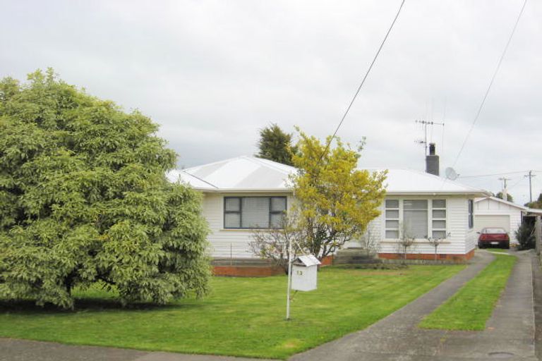 Photo of property in 13 Chester Street, Levin, 5510
