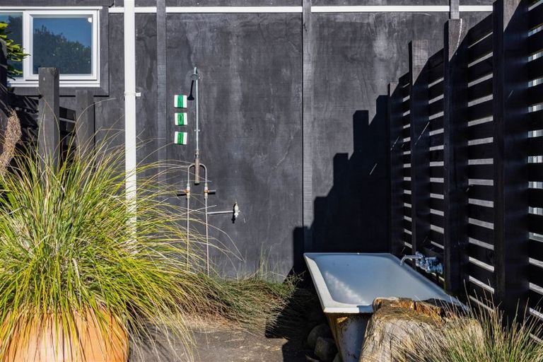 Photo of property in 32 Anglers Avenue, Warea, 4381