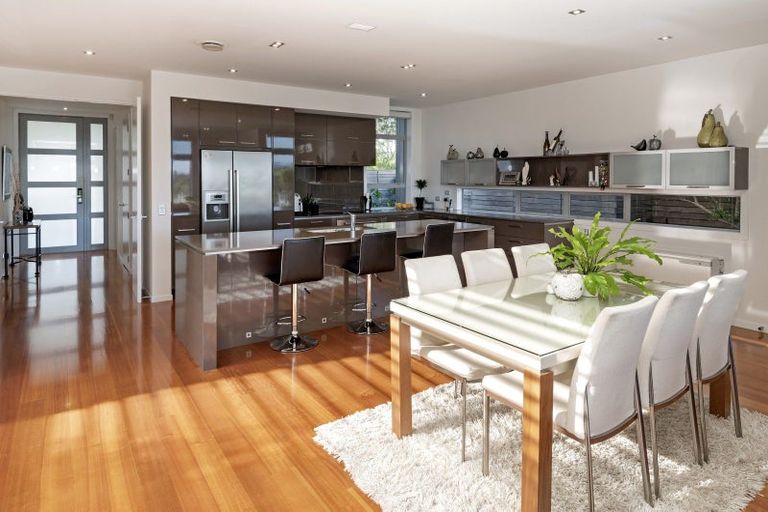 Photo of property in 81 Pine Harbour Parade, Beachlands, Auckland, 2018