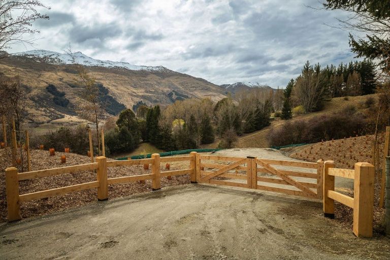 Photo of property in 399 Dalefield Road, Dalefield, Carterton, 5791