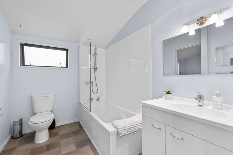 Photo of property in 9 Ludlow Place, Parklands, Christchurch, 8083