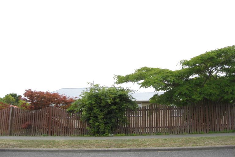 Photo of property in 22 Orrick Crescent, Avondale, Christchurch, 8061