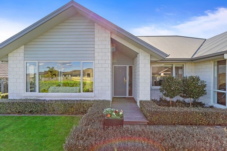 Photo of property in 46 Helen June Avenue, Flagstaff, Hamilton, 3210