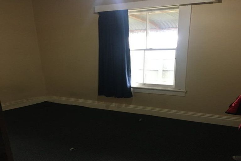 Photo of property in 44 Lombard Street, Palmerston North, 4410