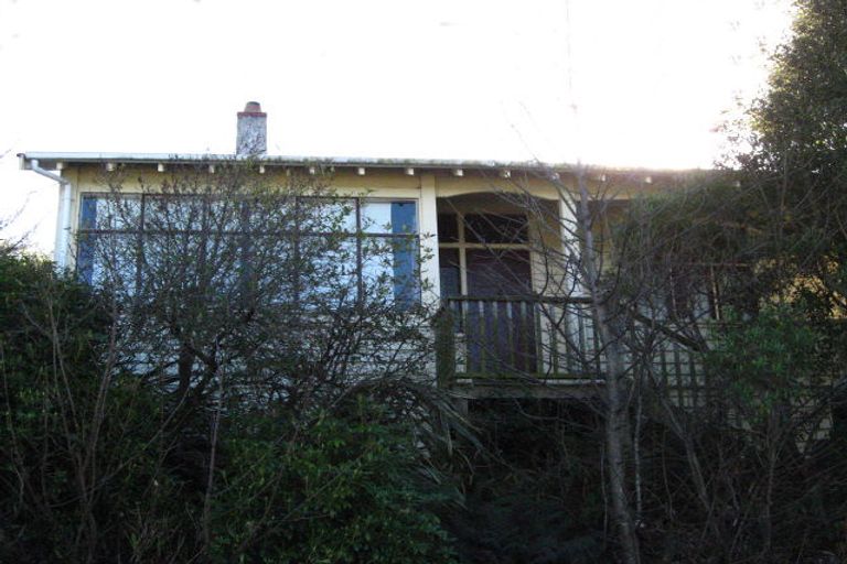 Photo of property in 1 Hawea Street, Ravensbourne, Dunedin, 9022