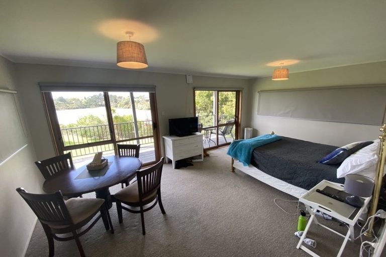 Photo of property in 24 Meachen Terrace, Waiuku, 2123