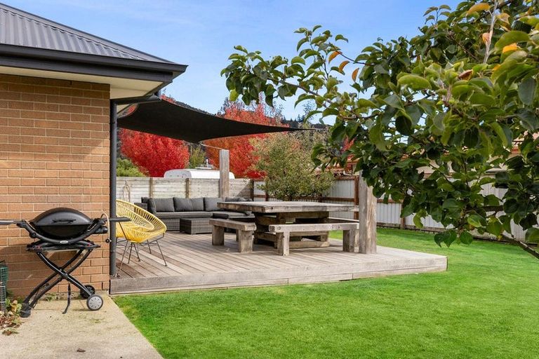 Photo of property in 13 Ash Avenue, Albert Town, Wanaka, 9305
