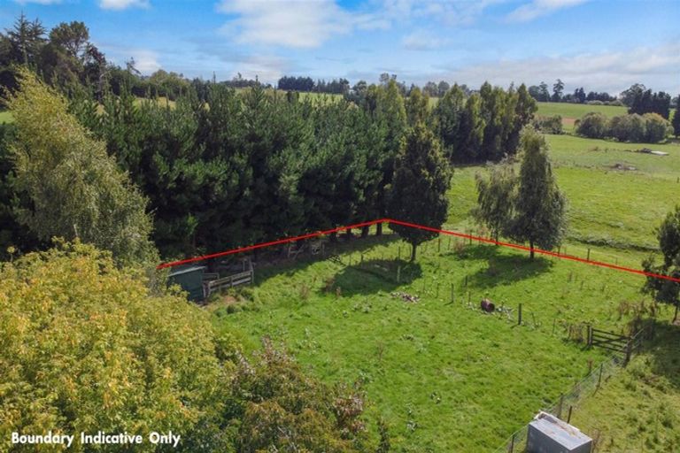 Photo of property in 72 Parsonage Road, Waimate, 7978