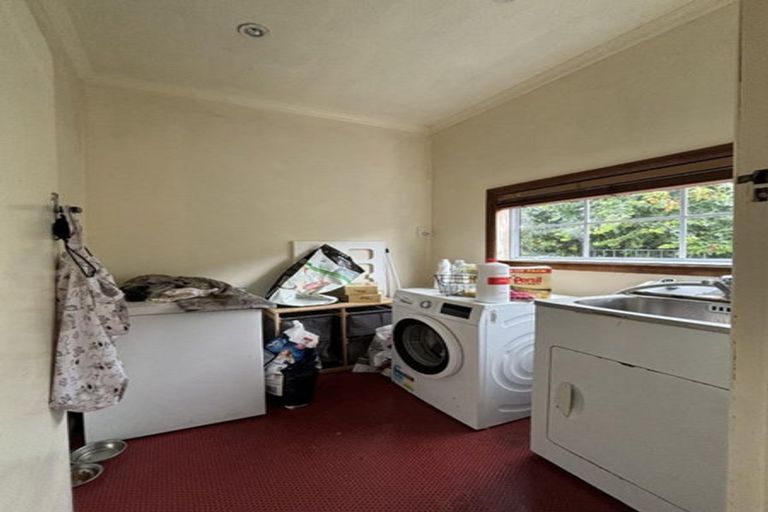 Photo of property in 88 Mangorei Road, Strandon, New Plymouth, 4312