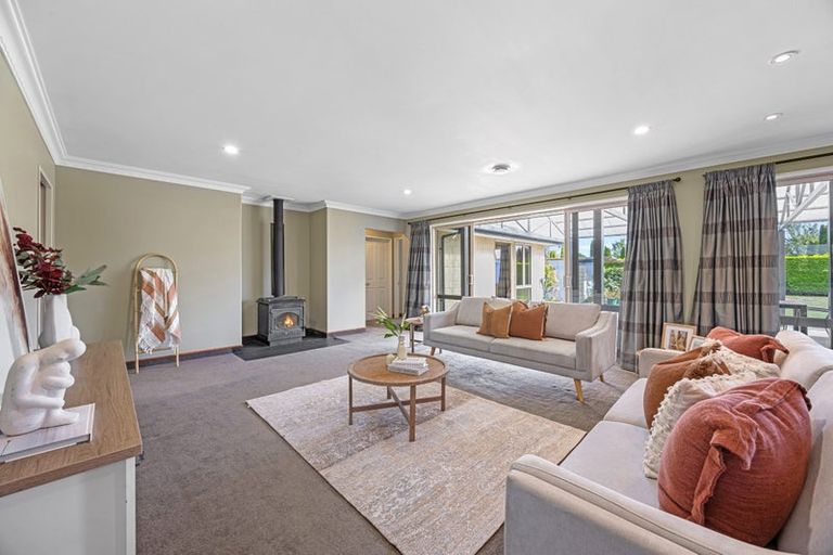 Photo of property in 32 Devine Drive, Rolleston, Christchurch, 7678