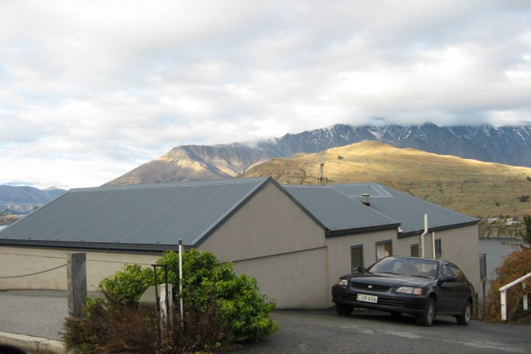 Photo of property in 7 Sunrise Lane, Queenstown, 9300