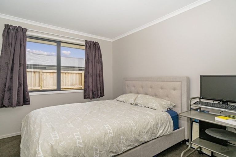 Photo of property in 90 Kupe Drive, Whitianga, 3510