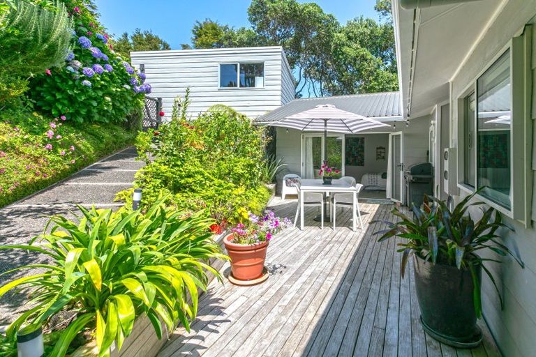 Photo of property in 9 Hillside Lane, Tairua, 3508
