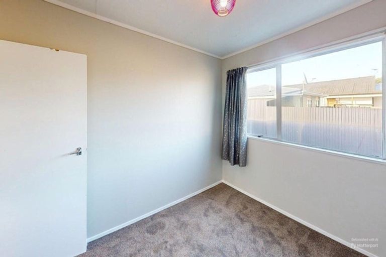 Photo of property in 17 Tainui Street, Castlecliff, Whanganui, 4501