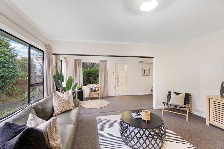 Photo of property in 43 Charlcott Street, Burnside, Christchurch, 8053