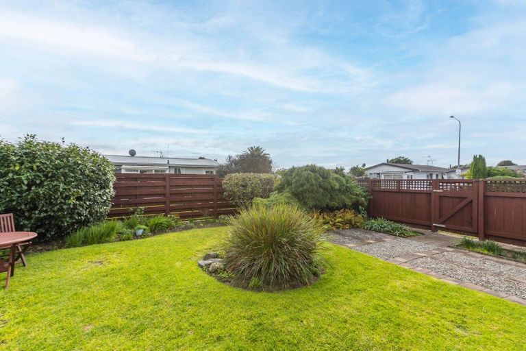 Photo of property in 49 Arawhata Road, Paraparaumu, 5032