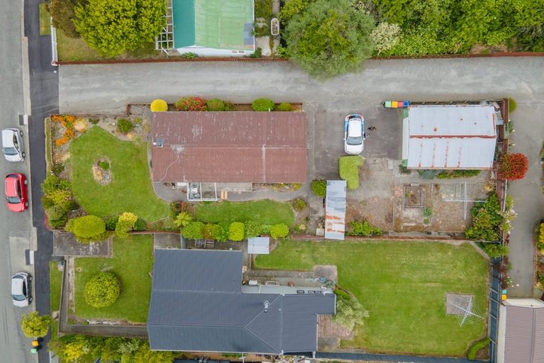 Photo of property in 22 Avenue Road, West End, Timaru, 7910