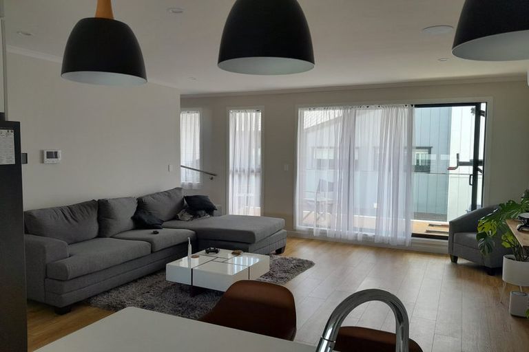 Photo of property in 6/5 Ayr Road, Pakuranga, Auckland, 2010