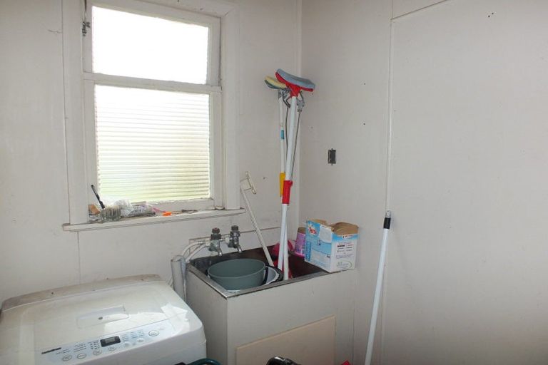 Photo of property in 28 Roore Street, Foxton Beach, Foxton, 4815