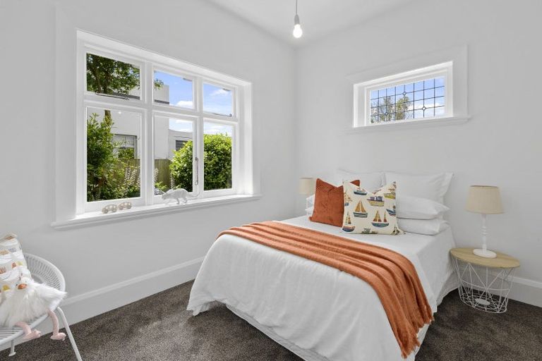 Photo of property in 144 Weston Road, St Albans, Christchurch, 8052