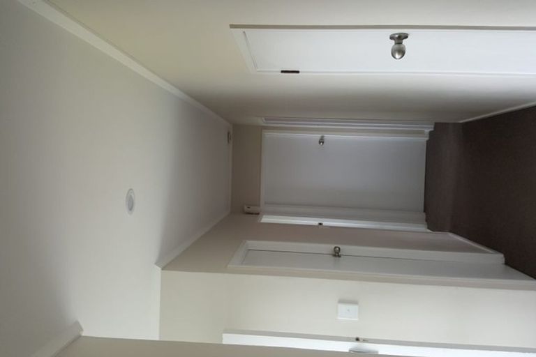 Photo of property in 8 President Avenue, Papakura, 2110