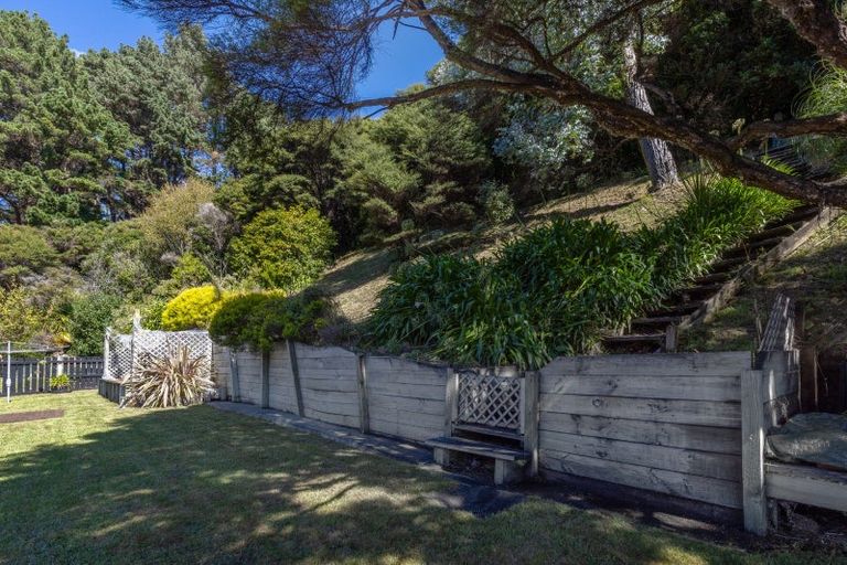Photo of property in 40 Postgate Drive, Whitby, Porirua, 5024