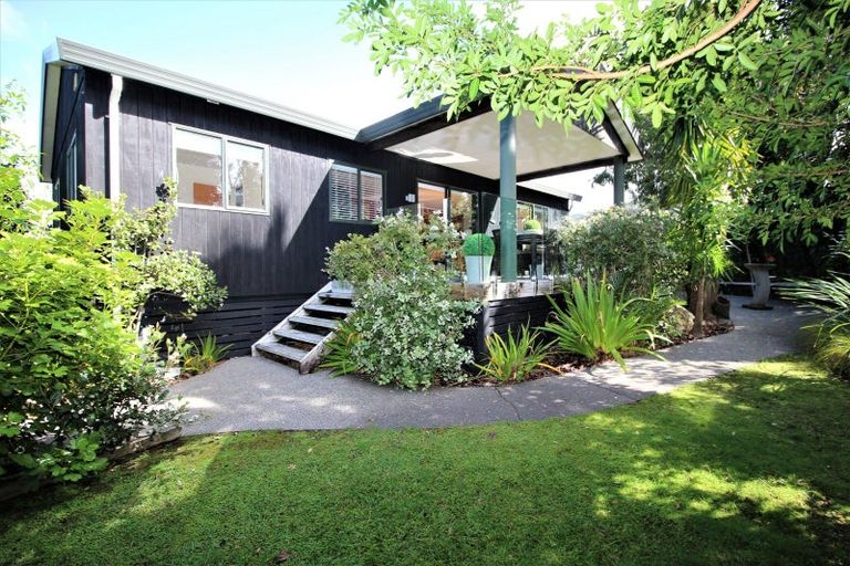 Photo of property in 107 Kowhai Avenue, Matarangi, Whitianga, 3592