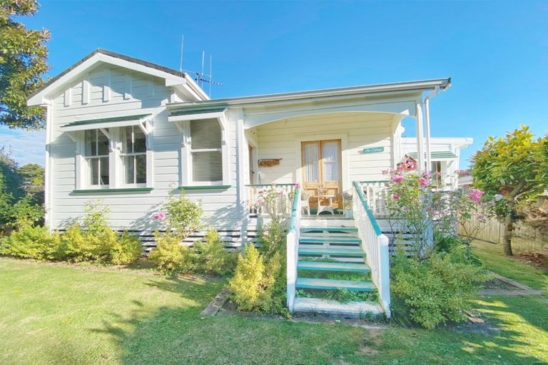 Photo of property in 2 Fairview Road, Te Awamutu, 3800