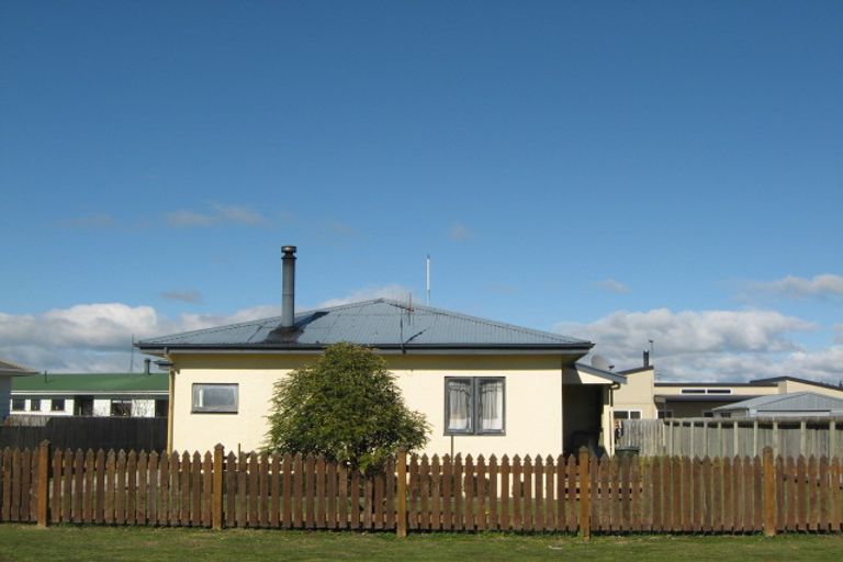 Photo of property in 26 Svenson Road, Waipukurau, 4200