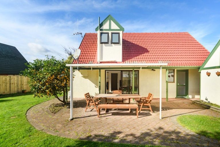 Photo of property in 68 Pencarrow Street, Highbury, Palmerston North, 4412