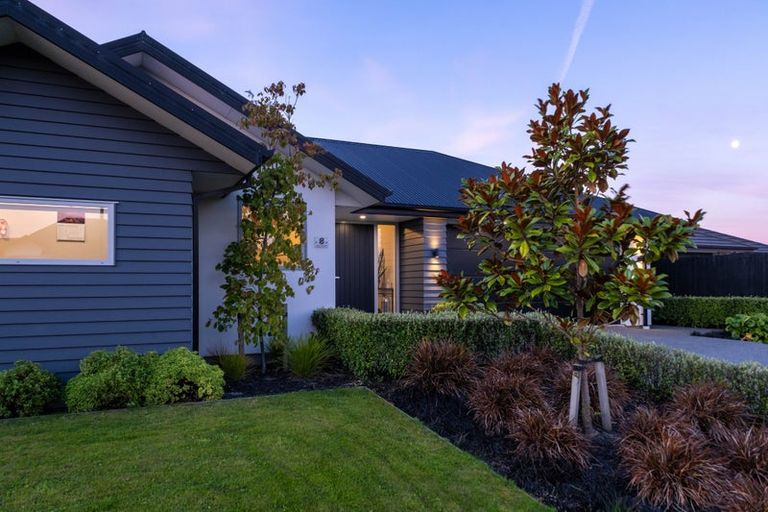 Photo of property in 8 Whincops Road, Halswell, Christchurch, 8025
