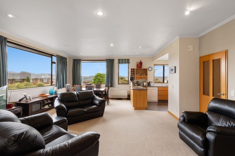 Photo of property in 2 Highgrove, Saint Clair, Dunedin, 9012